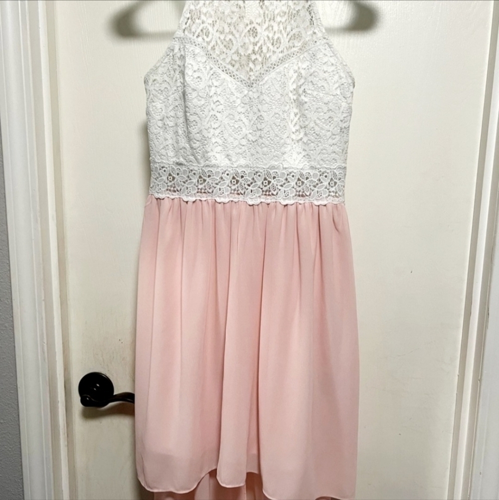 By & By Pink White Lace High-Low Semi Formal Dress Juniors Size 5 Halter Neck